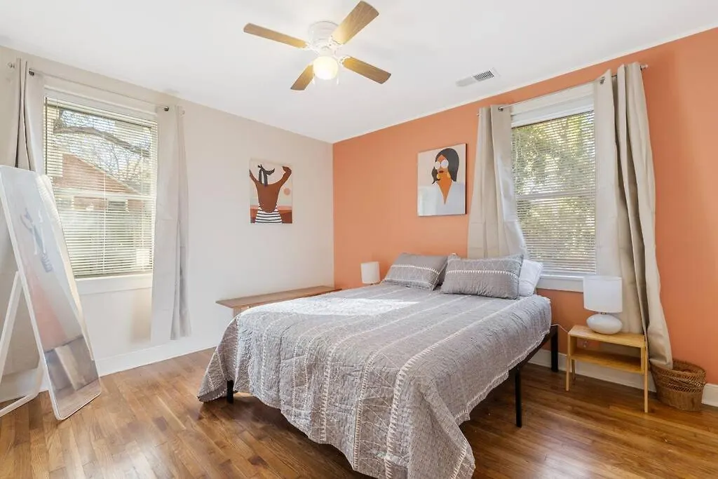 70S Boho Near Zoo & Liberty Bowl! Apartment Memphis