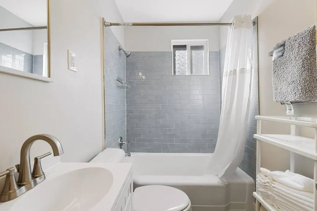 70S Boho Near Zoo & Liberty Bowl! Apartment Memphis United States